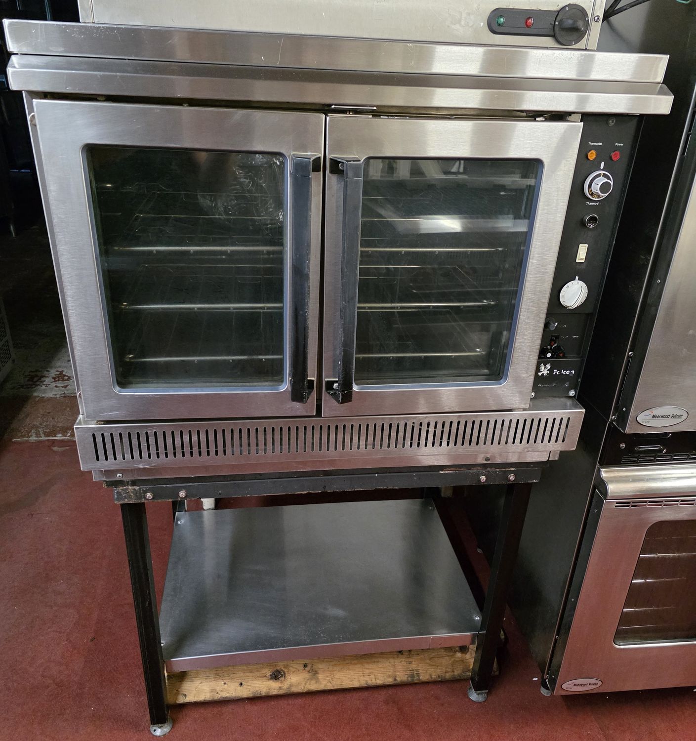 Falcon G1112 Gas Convection oven on stand - Natual Gas