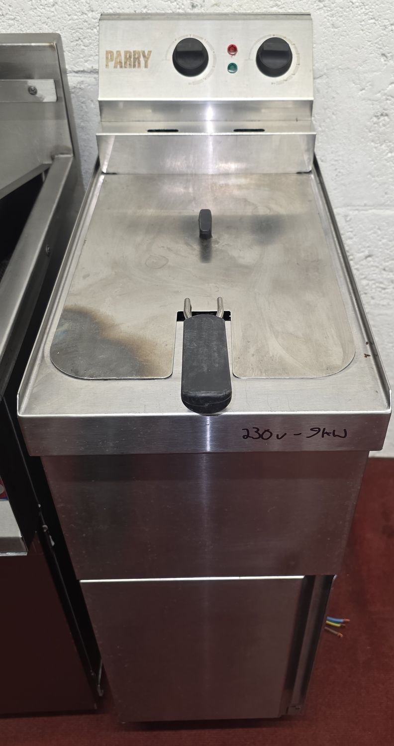Parry Single Electric Floor standing Fryer - 9kw 240v