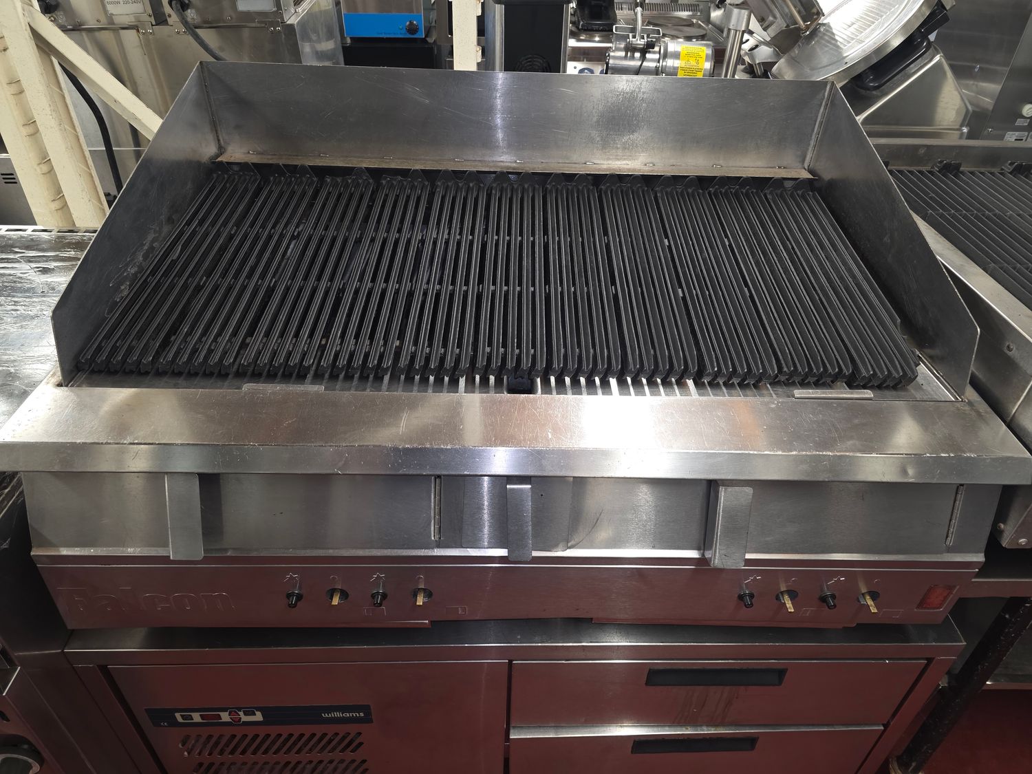 Falcon 4 Burner Radiant / Chargrill, Natural Gas, peri peri, burgers, steak