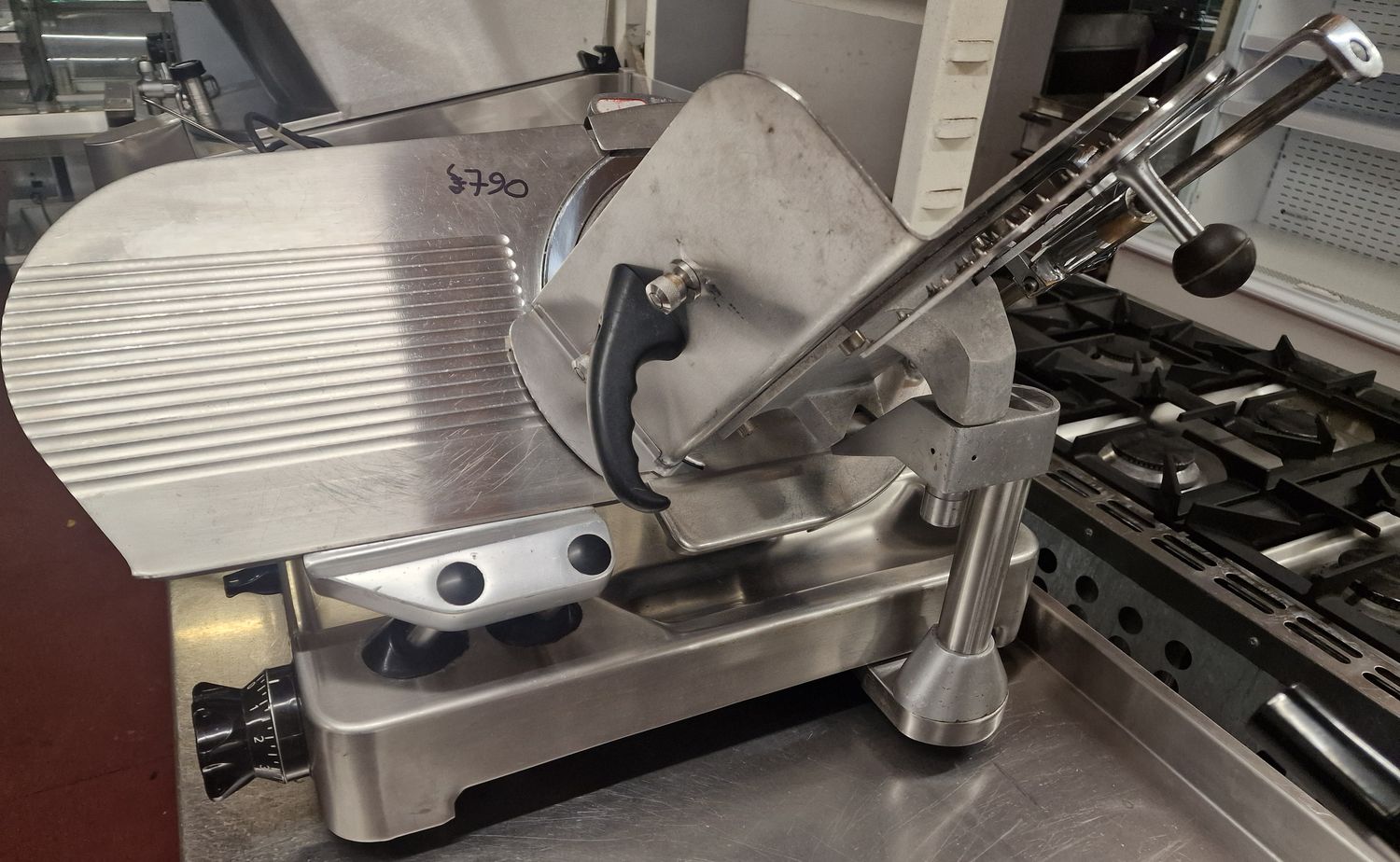 Avery Berkel 800, 12 inch Gravity Feed Meat Slicer