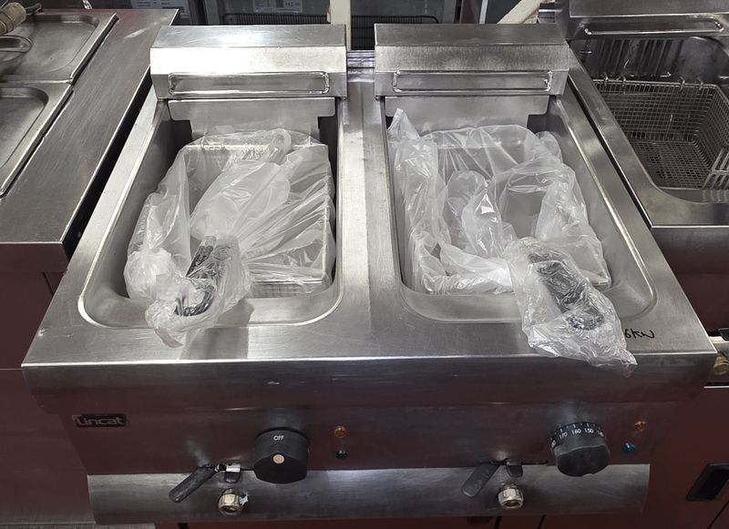 Lincat Table Top double fryer - 6kw x2 - New Baskets