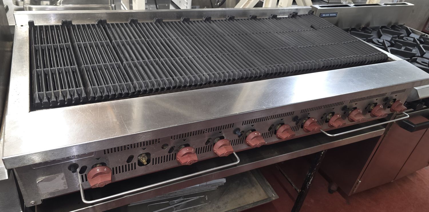 Hobart Wolf 11 Burner Raidiant Chargrill, Natural Gas