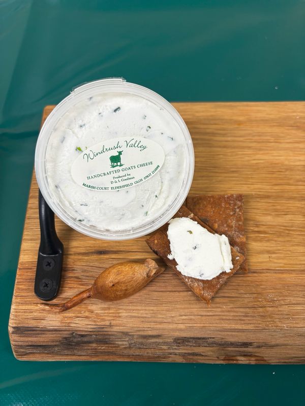 Creamery Garlic &amp; Herb (Green Goat) (165g)