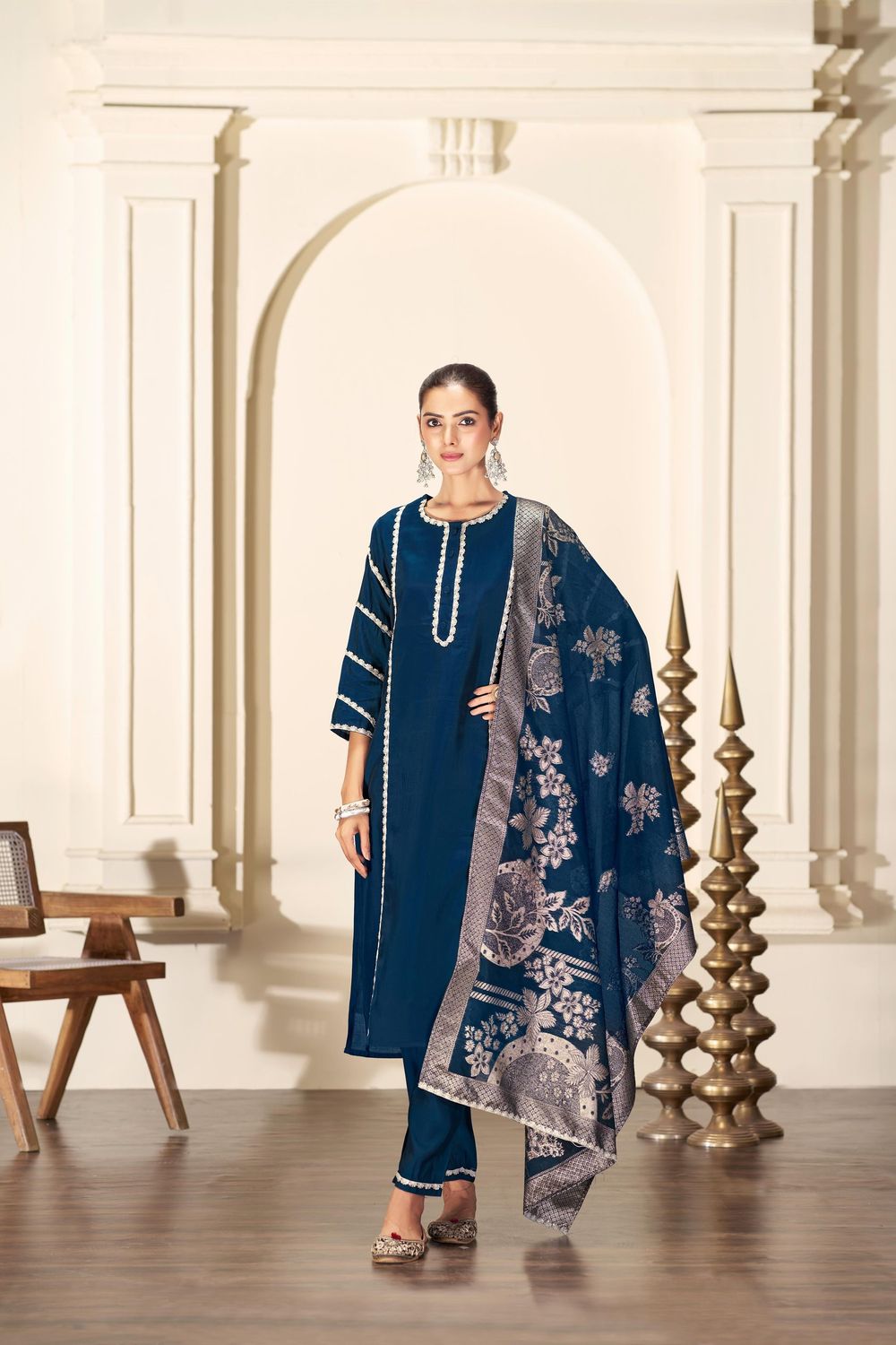 Almina Navy Almina Navy