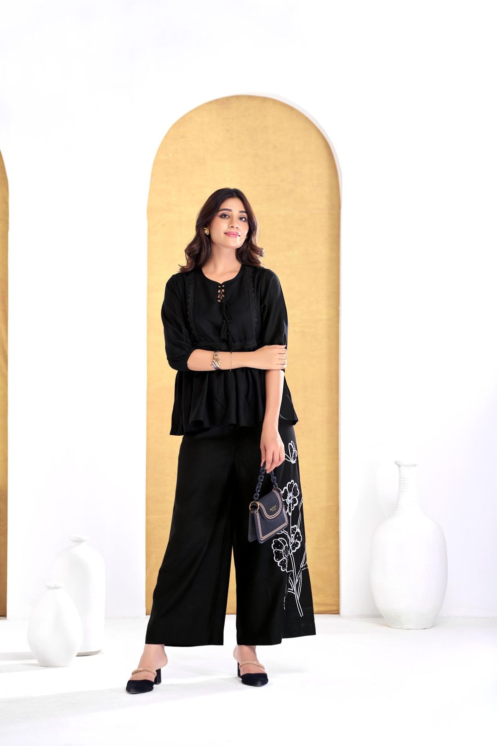 Nira Black Set