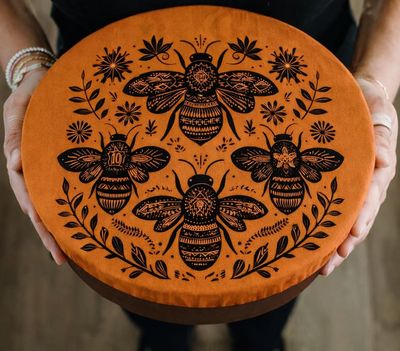 Golden Bees Bowl Cover