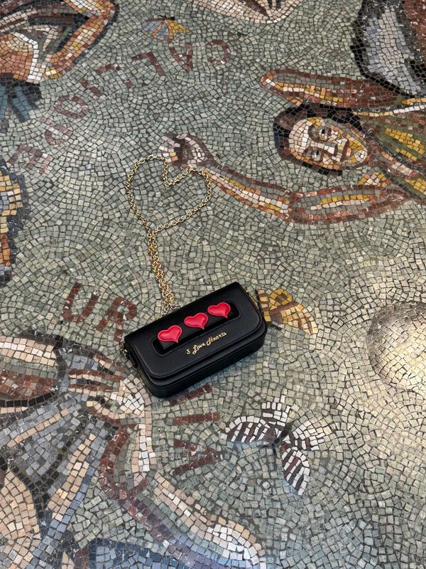 THE ASPIRATIONS CLUTCH Leather sourced from LWG Silver rated tanneries