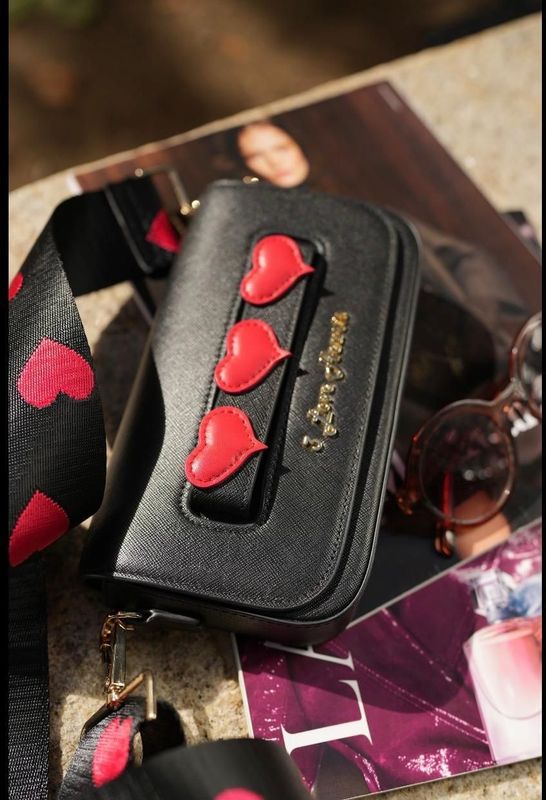 THE ASPIRATIONS CLUTCH Leather sourced from LWG Silver rated tanneries