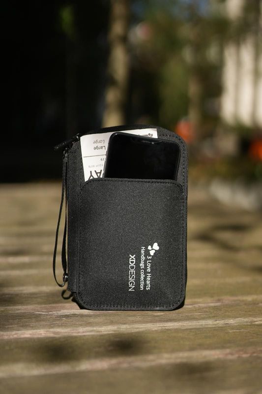 Men's Travel & Lifestyle Wallet