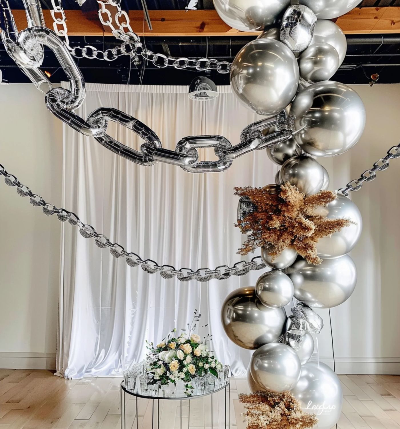16FT SILVER JUMBO CHAIN LINK 30 PK BALLOONS