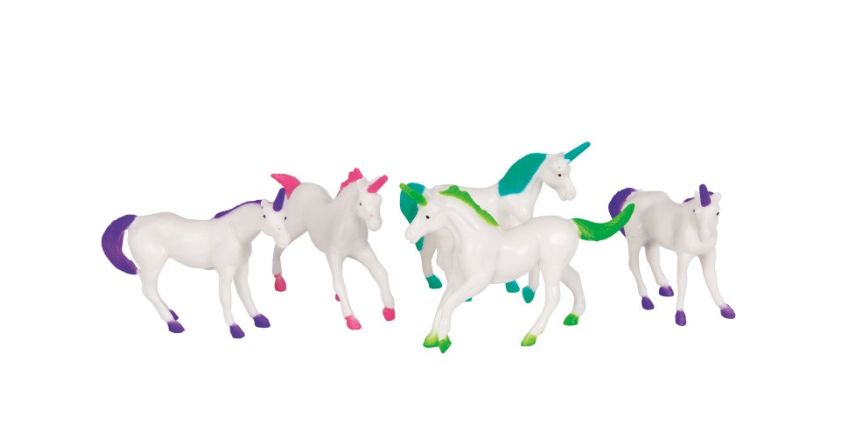 Plastic Unicorn Figurine Favors 8ct