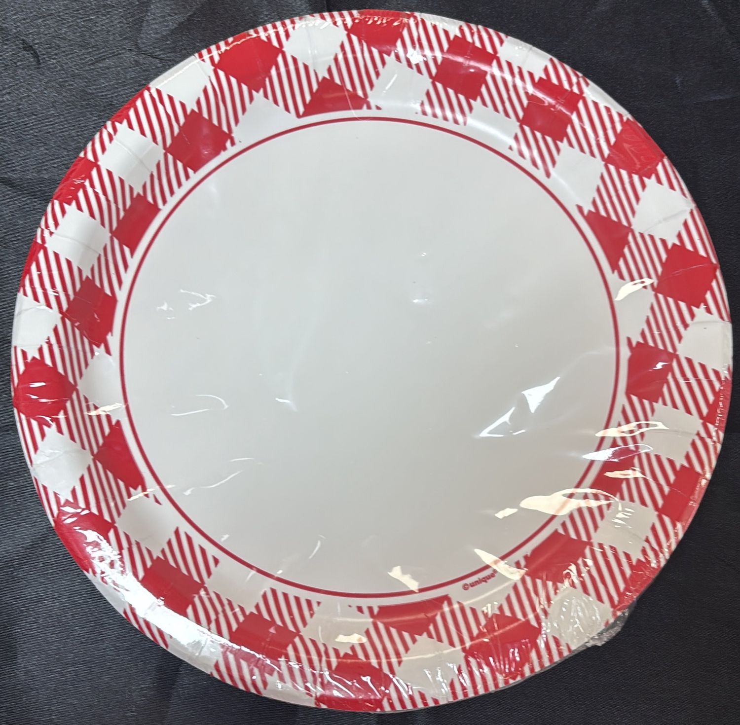 9" RED GINGHAM PAPER PLATE