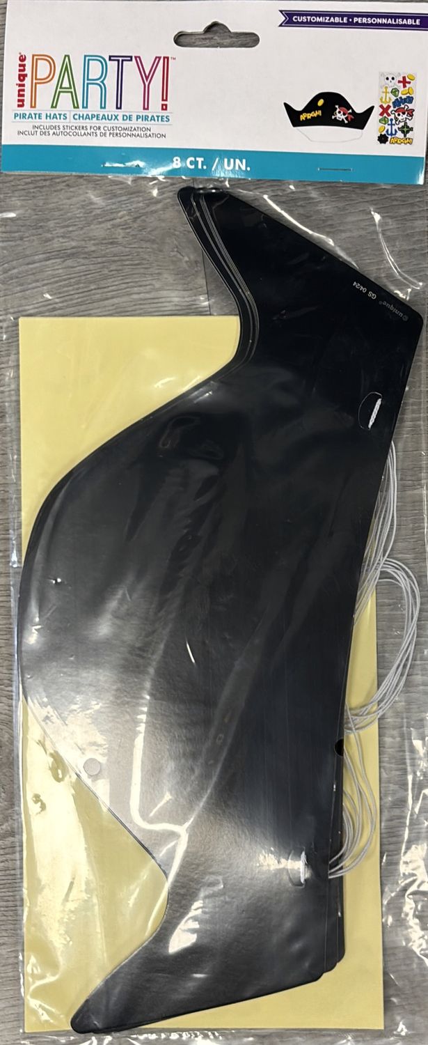AHOY PIRATE PARTY HATS 8CT
