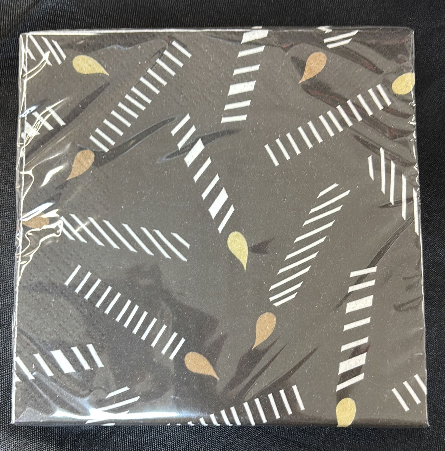 BEVERAGE NAPKIN GOLDEN WISHES