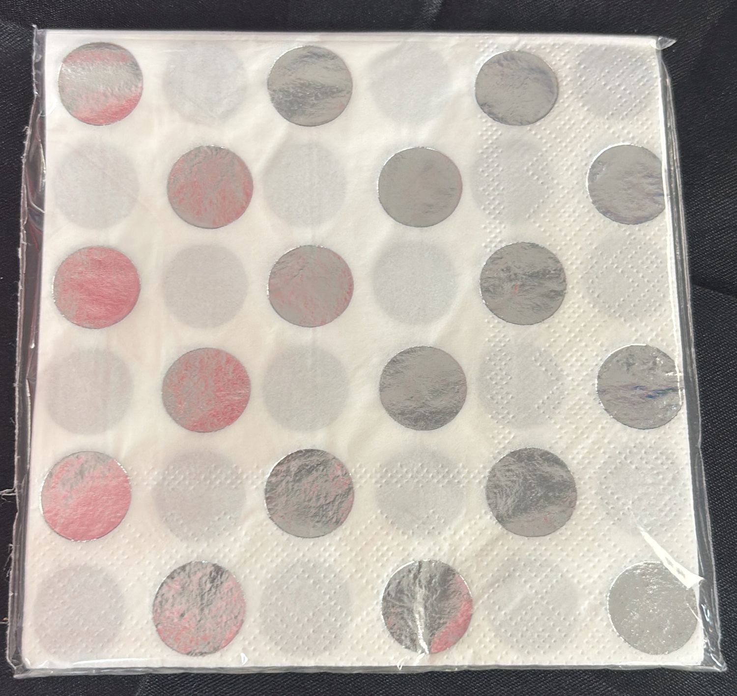 BEVERAGE NAPKIN SILVER DOTS