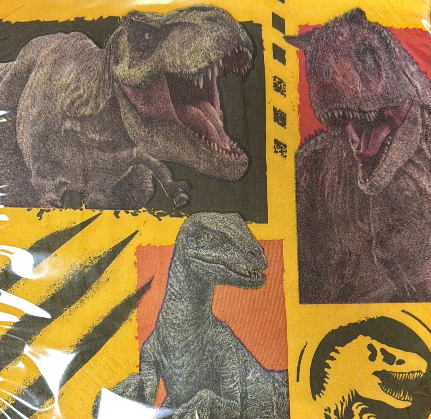 JURASSIC WORLD LUNCHEON NAPKIN