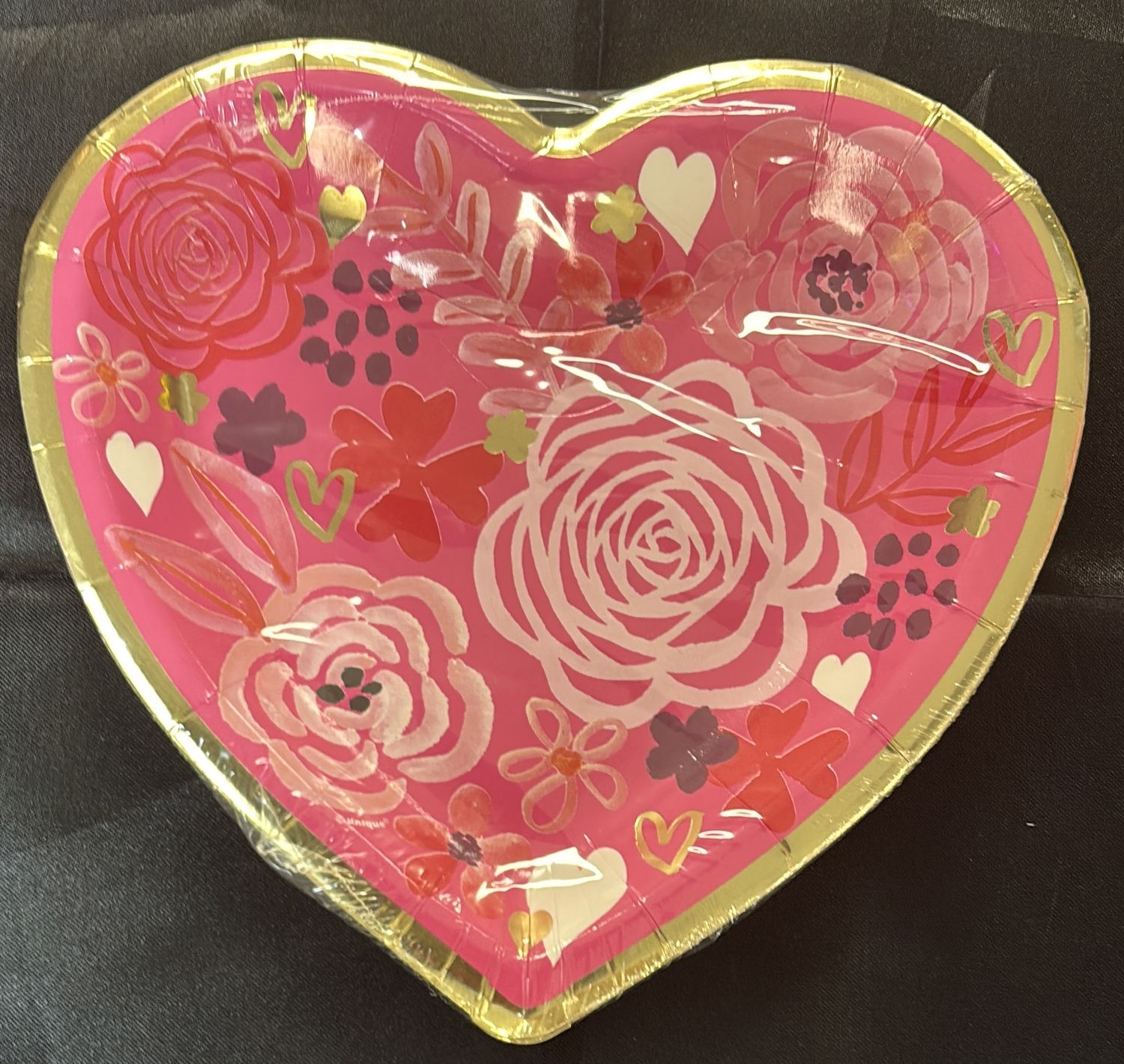 PAPER PLATE HEART PLATE