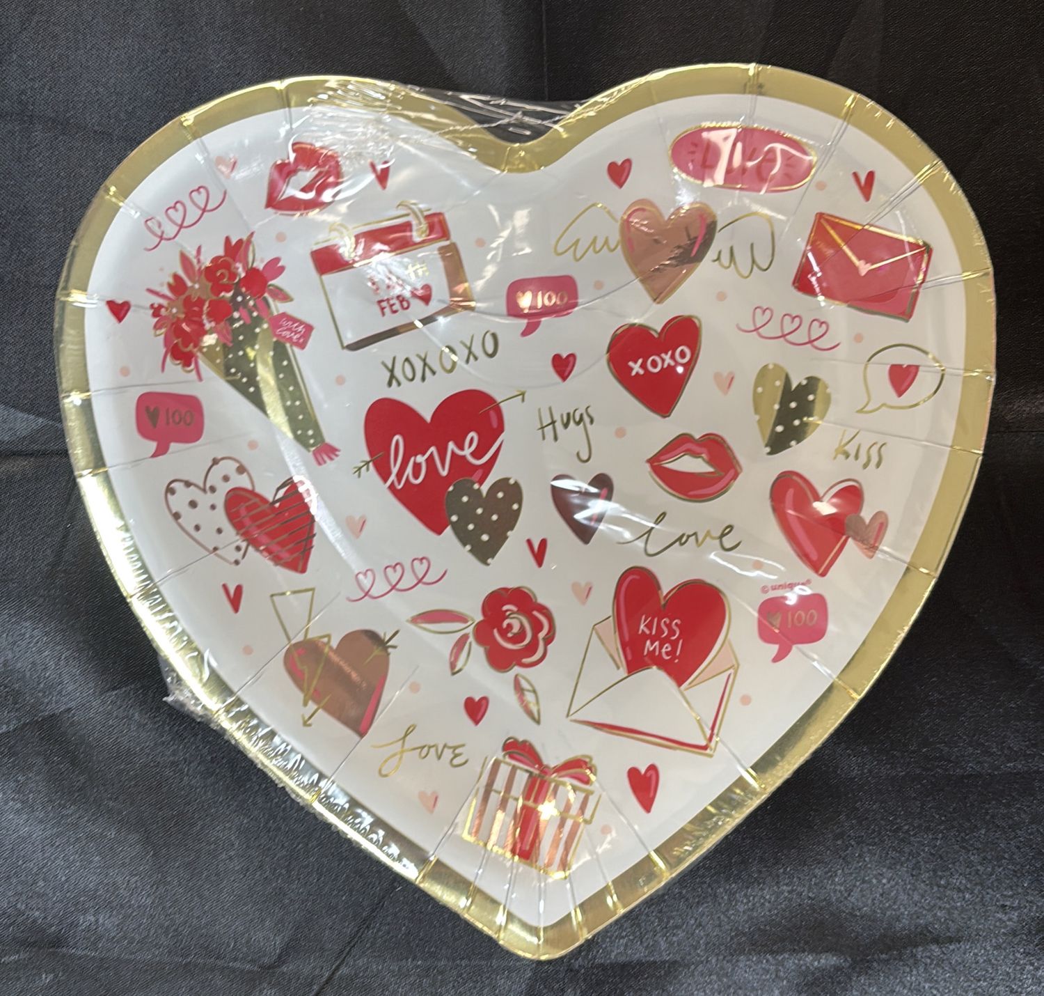 PAPER PLATE HEART RED PINK VALENTINE