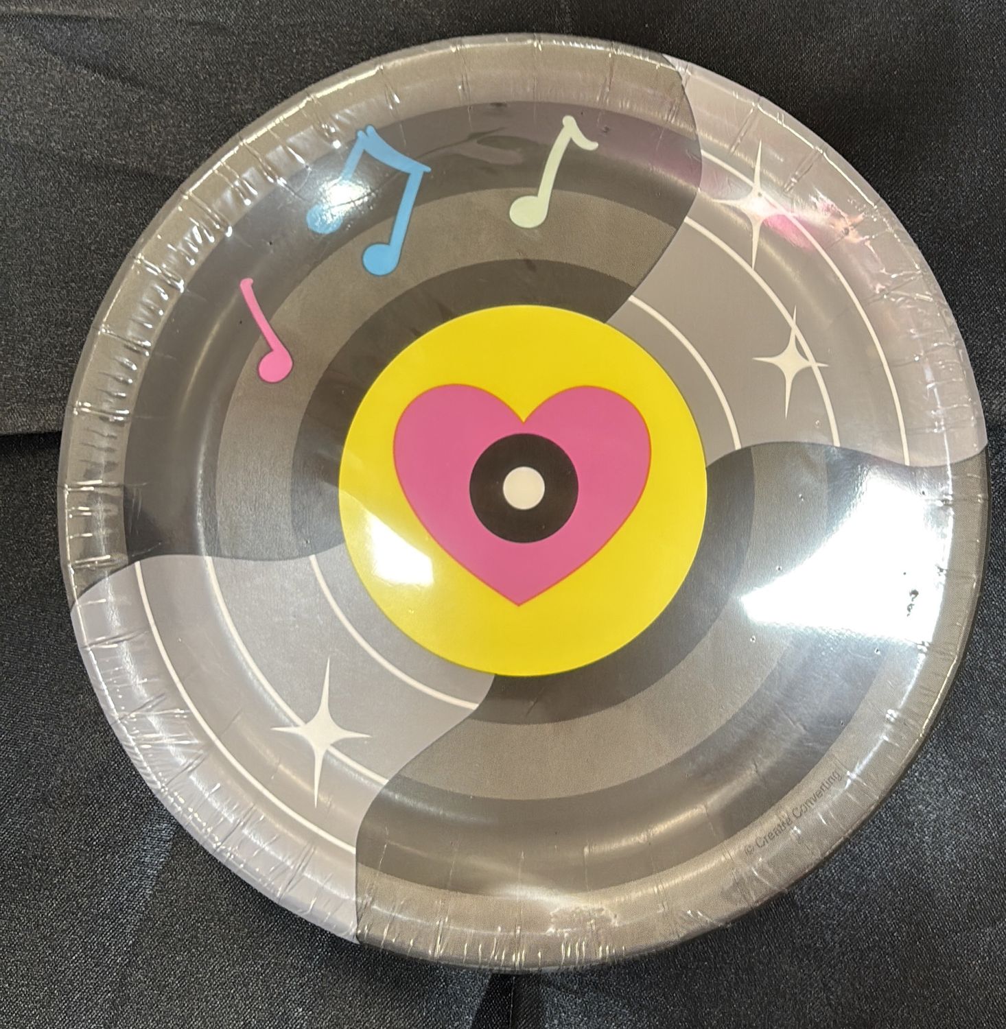 PAPER PLATE SMALL BIRTHDAY BEATS