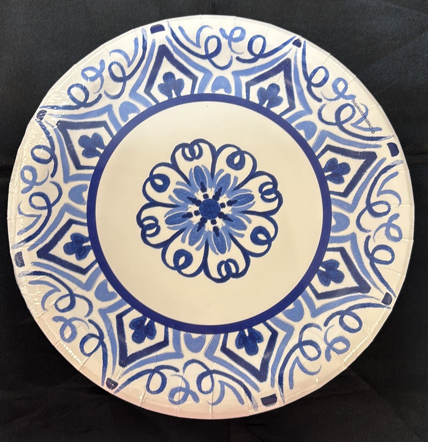 BLUE WILLOW LARGE PLATE