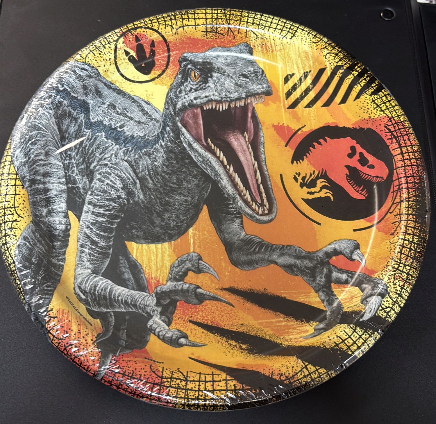 JURASSIC WORLD LARGE PLATE