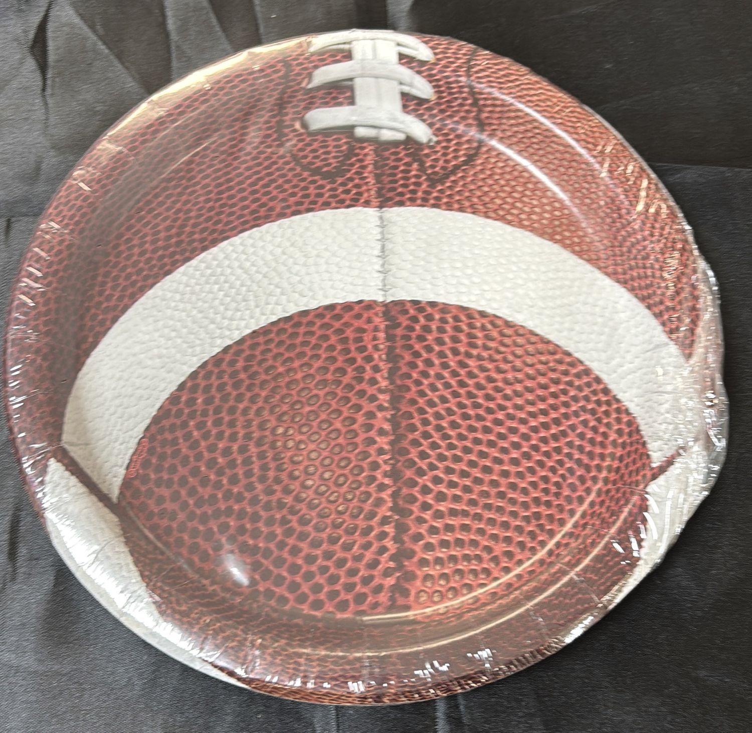PAPER PLATES LARGE FOOTBALL PARTY - 2
