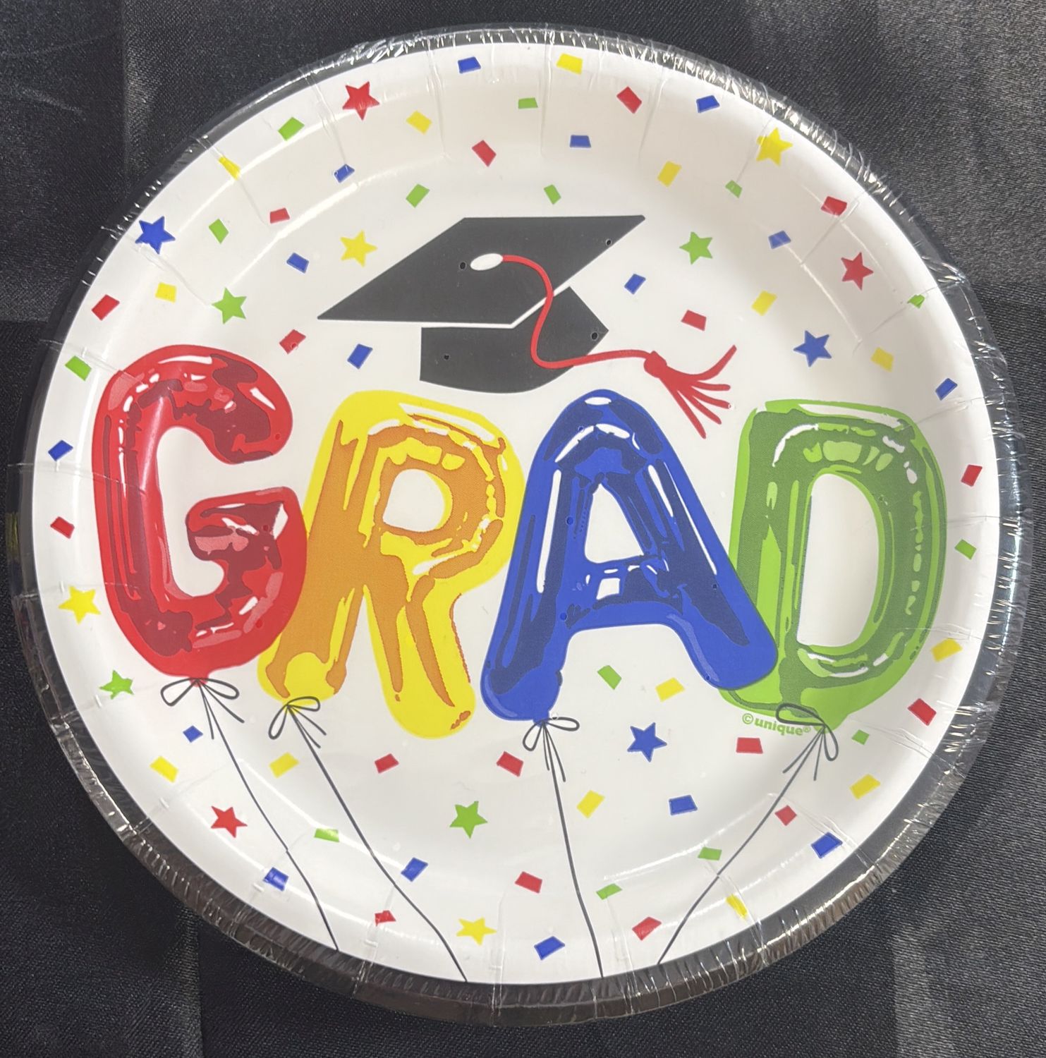 PAPER PLATE SMALL LETTER BALLOON GRAD