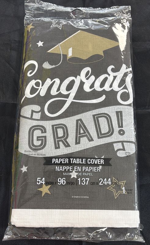 GRAD GLAMOR PAPER TABLE COVER