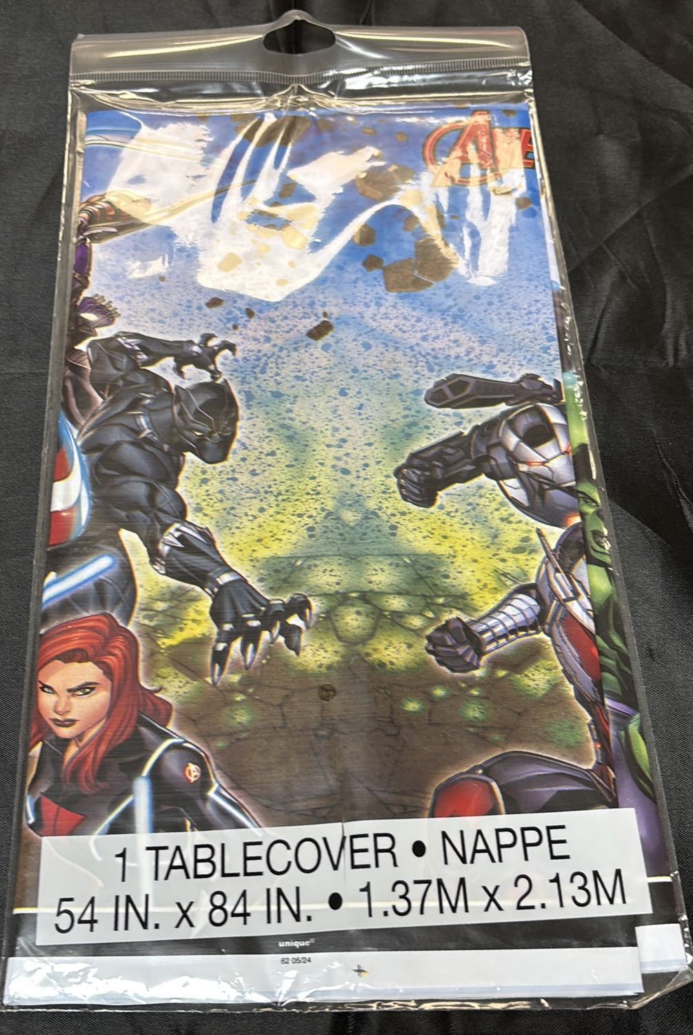 AVENGERS PLASTIC TABLE COVER