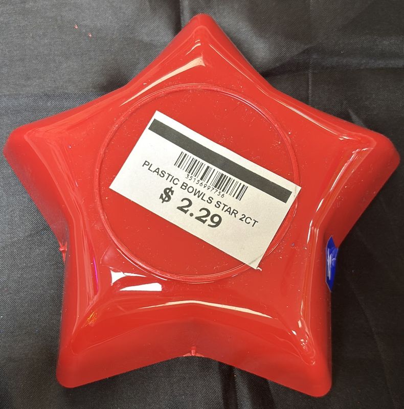 Plastic Bowls Star 2Ct