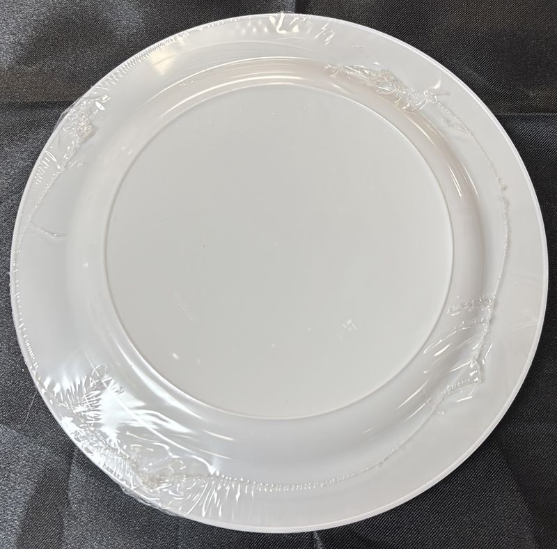 Plastic Plate Small Gold Trim