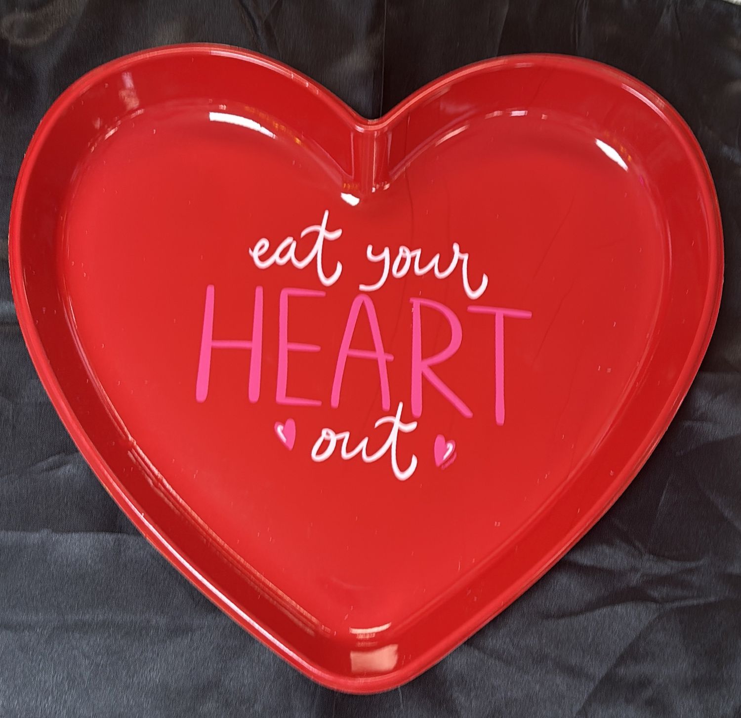 SERVING TRAY VALENTINES HEART