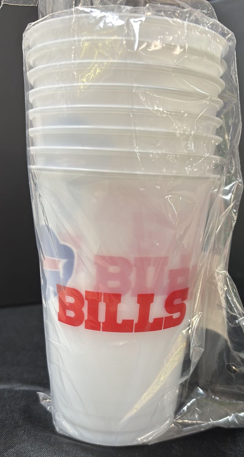 BUFFALO BILLS NFL PLASTIC CUPS