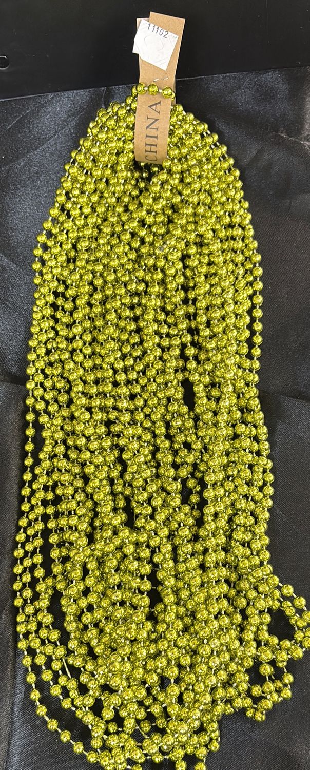 ST. PATRICK'S DAY LIME GREEN NECKLACE 25CT