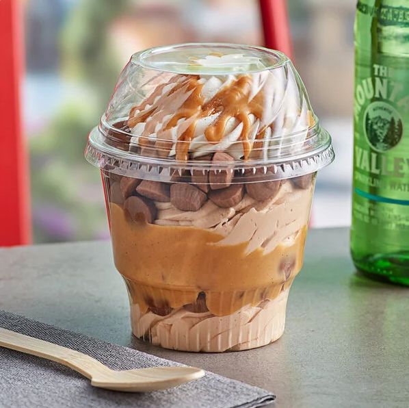 12Oz Clear Plastic Dessert Cup W Lid 5Ct