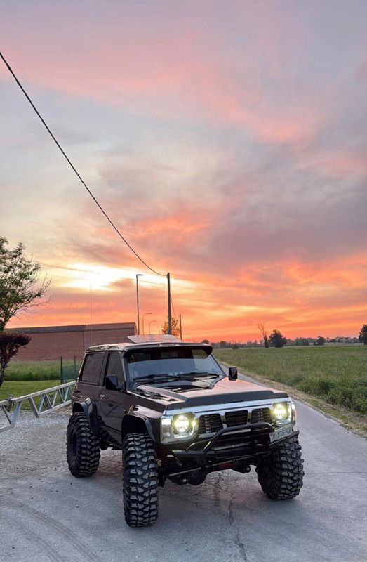GRIGLIA / MASCHERINA ANTERIORE CROMATA NISSAN PATROL GR Y60
