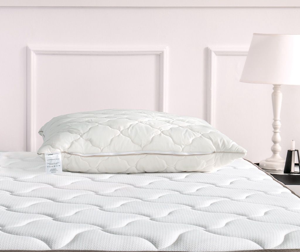 Superwashed Wool Pillow (Queen) 20x30&quot;