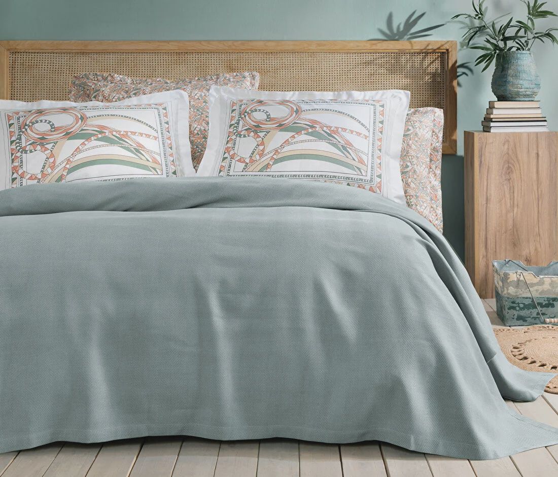 QUEEN SIZE RETRO BAMBOO PIQUE SET - SAGE GREEN