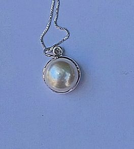 THE ROUND PEARL.the lesson