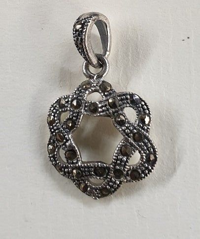 “BRAIDED” STAR OF DAVID Pr; 139:13 “BRAIDED” STAR OF DAVID Pr; 139:13