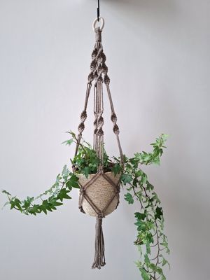 Plantenhanger basic - bruin