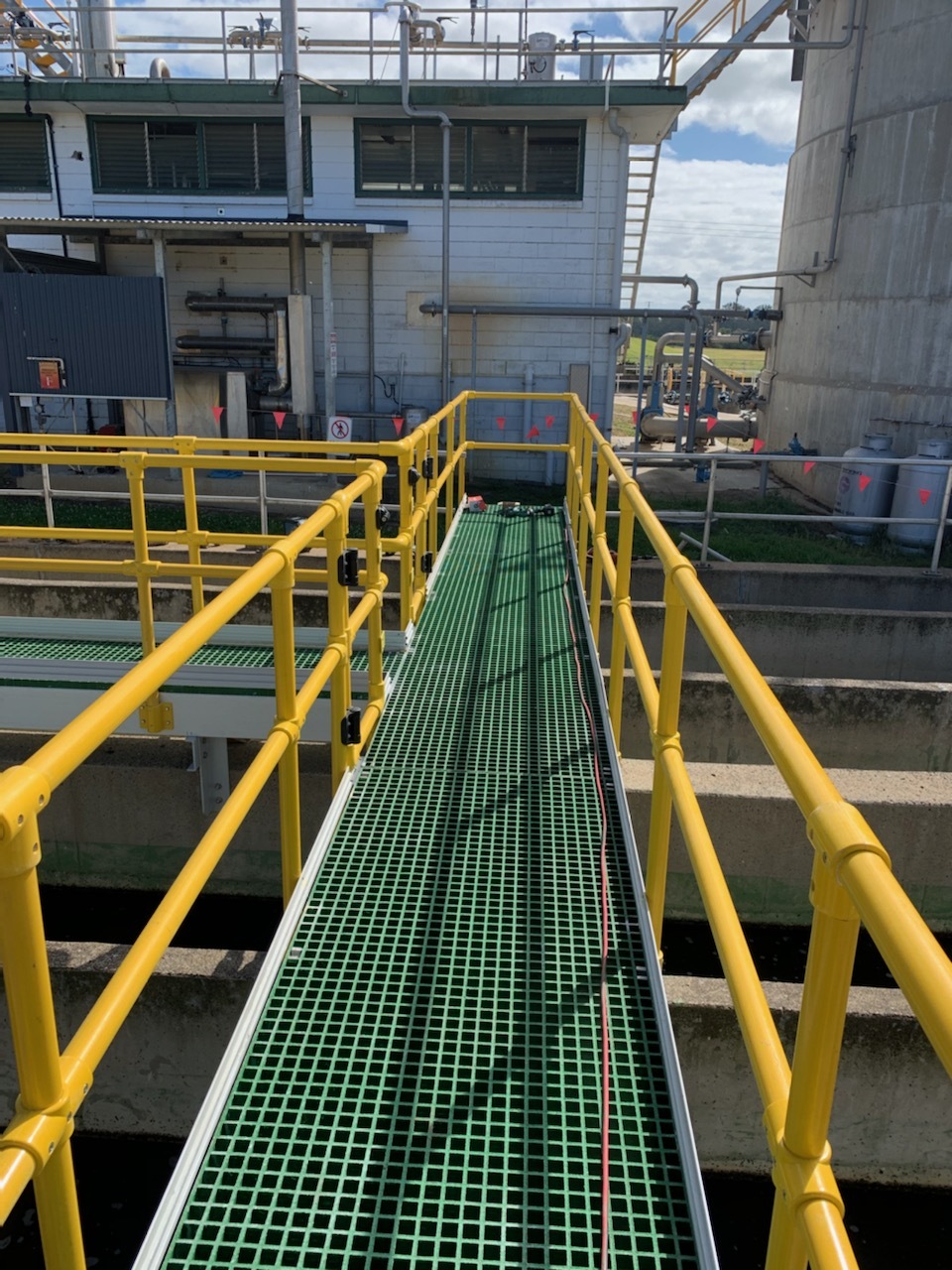 FRP Moulded Grating 38x38 Mesh FRP Grating and Treads