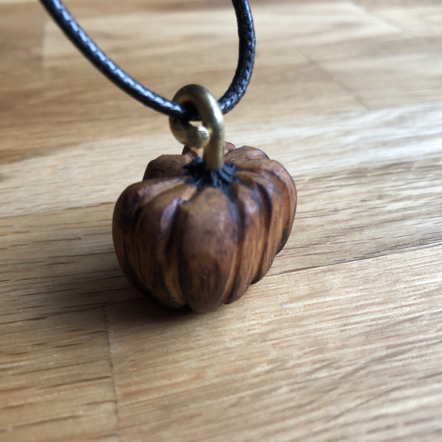 Pumpkin Pendant Oak