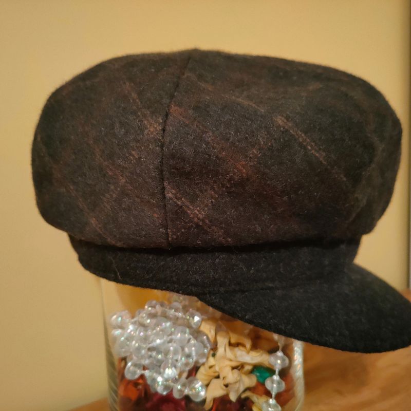 Kaszkiet damski z 8 klinów