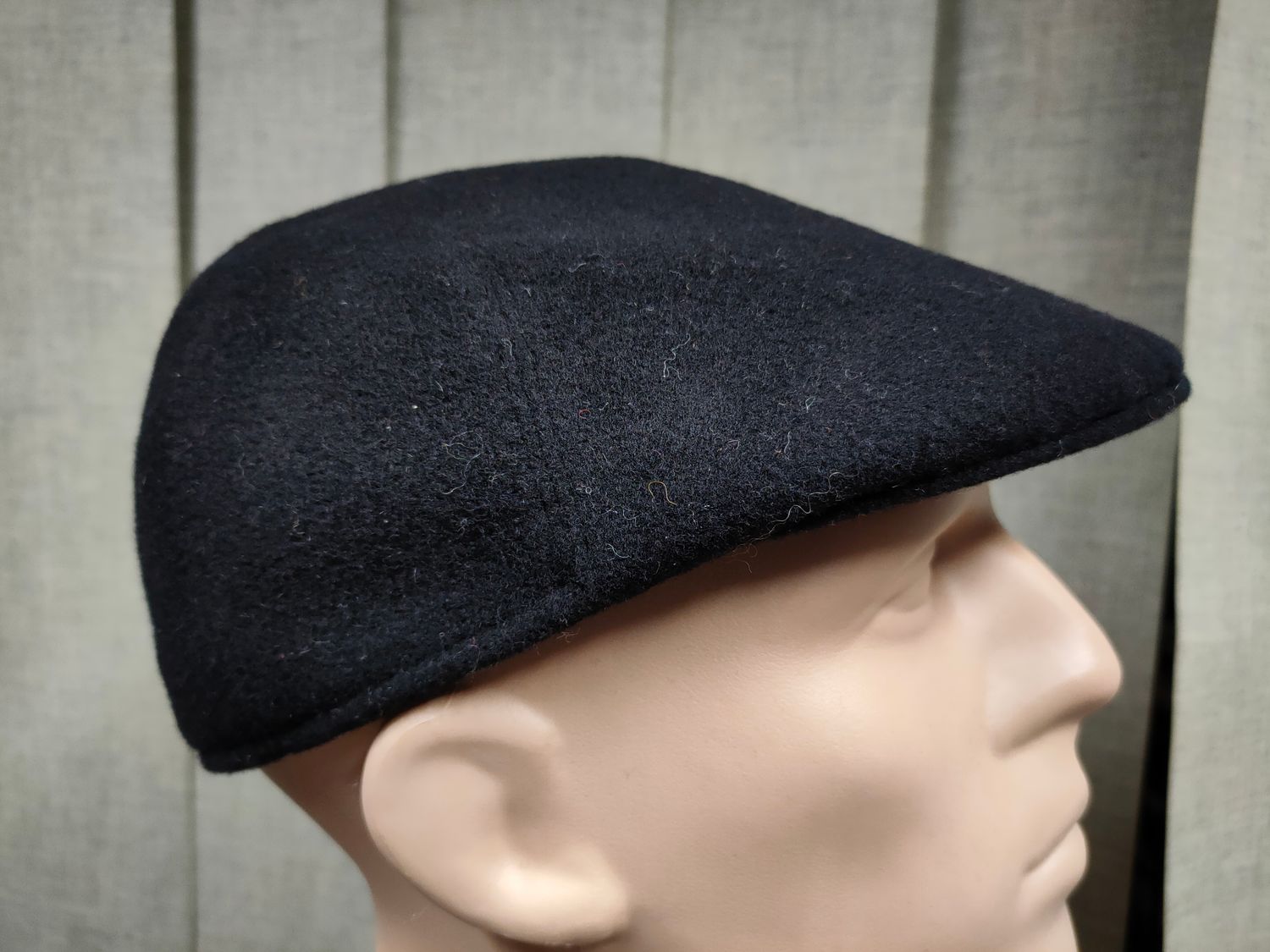 Kaszkiet męski BASTER 1140