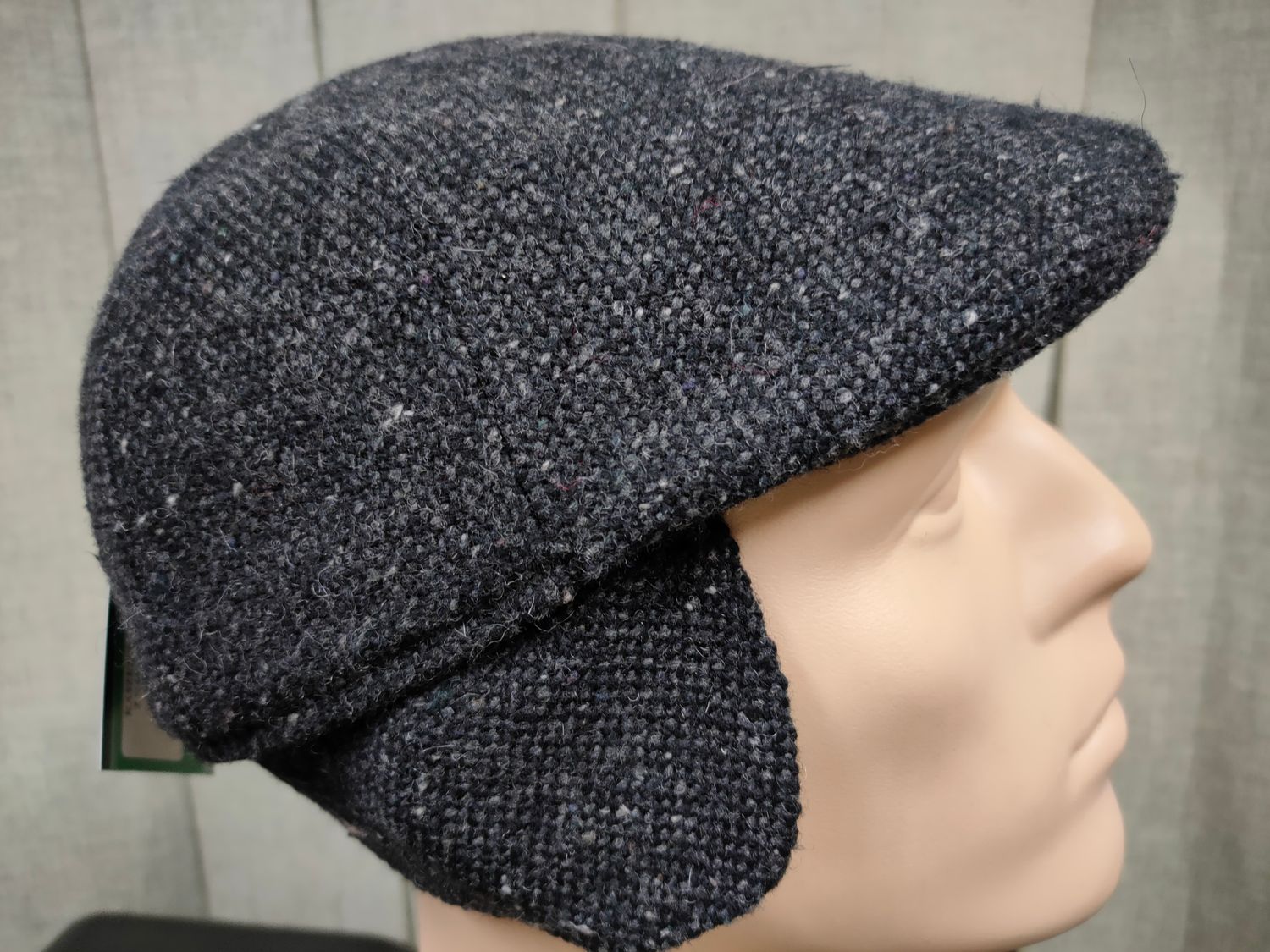 Kaszkiet męski BASTER z nausznikiem 01