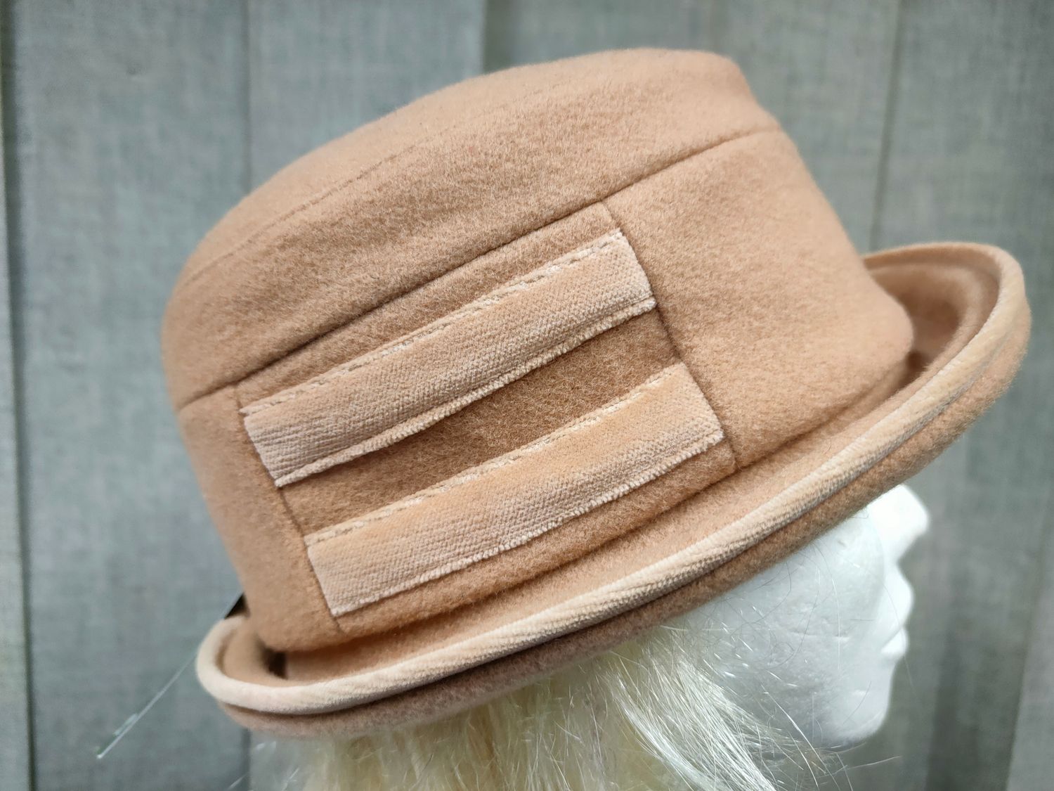 Kapelusz damski 303-6