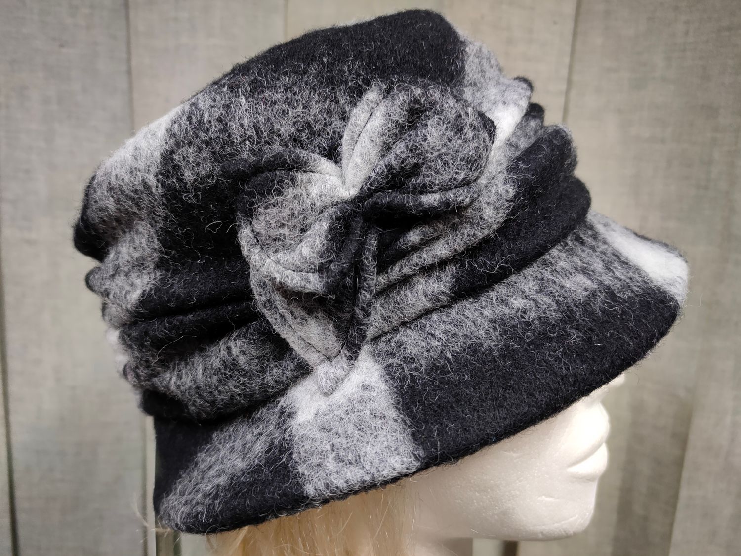 Kapelusz damski 819-25