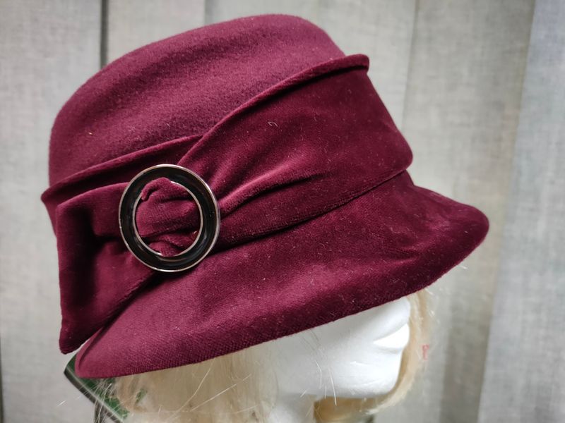 Kapelusz damski 520-1