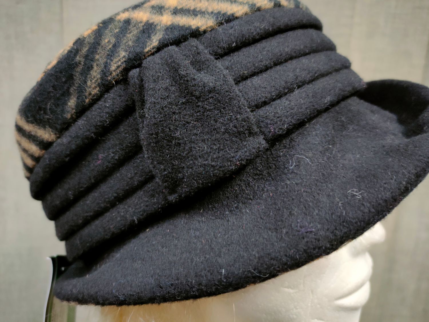 Kapelusz damski 384-2